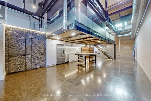 Library - 124 - 326 Carlaw Avenue, Toronto, ON M4M3N8 Photo 3