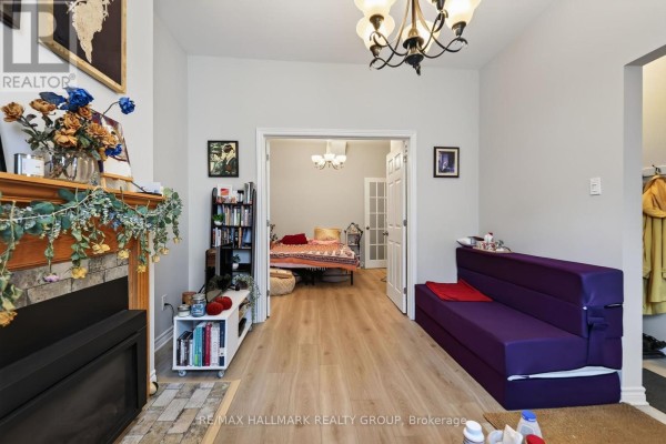 124-126 Irving Avenue, Ottawa, ON K1Y1Z4 Photo 4