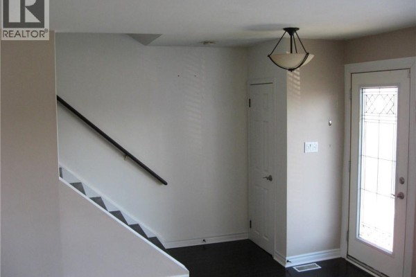 Cold room - 124 Avalon Place, Kitchener, ON N2M4N7 Photo 2