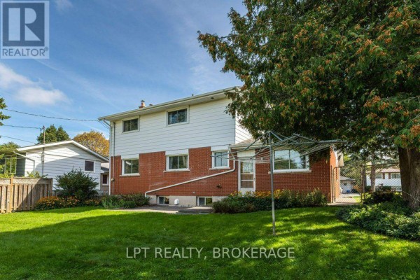 Utility room - 124 Campbell Crescent, Kingston, ON K7M1Z5 Photo 3