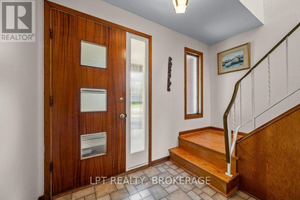 Recreational, Games room - 124 Campbell Crescent, Kingston, ON K7M1Z5 Photo 4