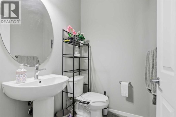 Pantry - 124 Cityline Square Ne, Calgary, AB T3N2H5 Photo 5