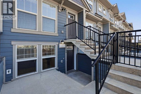 Kitchen - 124 Cranbrook Square Se, Calgary, AB T3M3E3 Photo 2