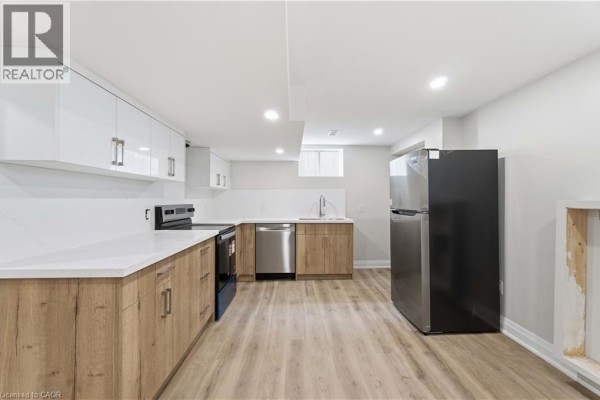 124 Mcelroy Road E Unit# 3, Hamilton, ON, photo 2