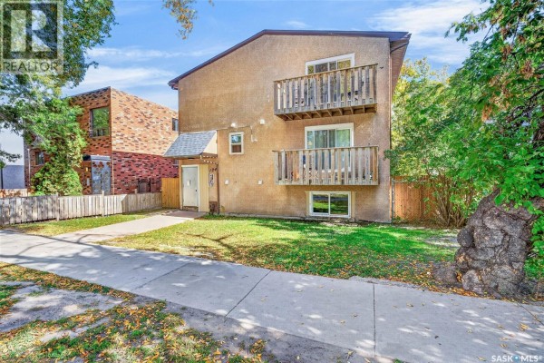 124 P Avenue S, Saskatoon, SK S7M2V9 Photo 2