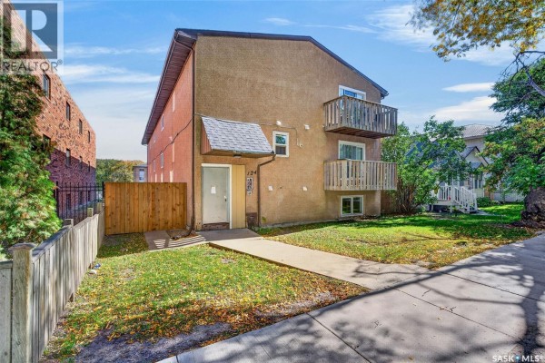 124 P Avenue S, Saskatoon, SK S7M2V9 Photo 3