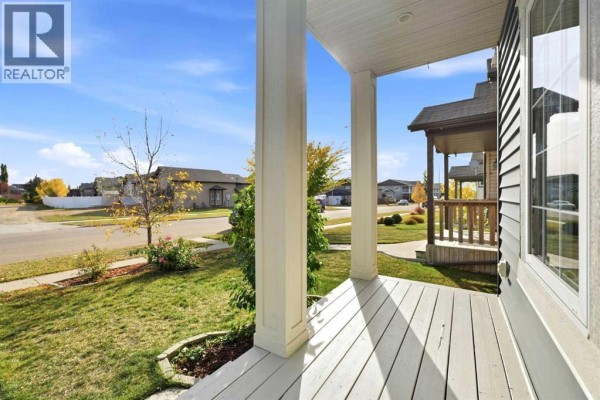 2pc Bathroom - 124 Pioneer Way, Blackfalds, AB T4M0B7 Photo 4