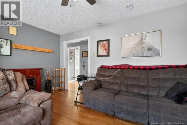 Recreation room - 124 Redmond Street, Moncton, NB E1A3J7 Photo 5