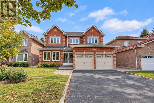 Family room - 124 Shaftsbury Avenue, Richmond Hill, ON L4C0G6 Photo 4
