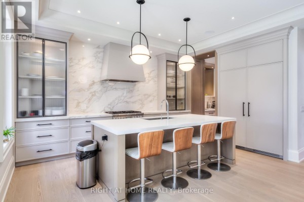124 Shaver Avenue N, Toronto, ON, photo 2