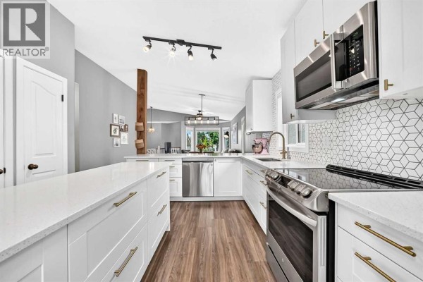 Laundry room - 124 Shawinigan Way Sw, Calgary, AB T2Y2X2 Photo 5