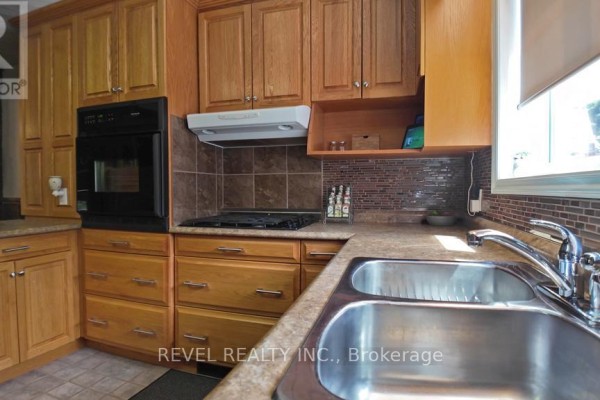 Kitchen - 124 Sunset Bay Road, Iroquois Falls, ON P0K1G0 Photo 2
