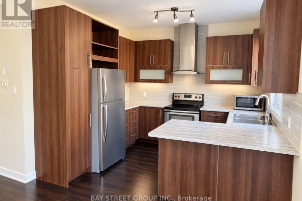 Eating area - 124 Vanier Street, Whitby, ON L1R0N3 Photo 3