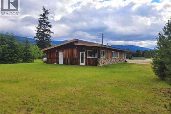 124 Vavenby Bridge Road, Vavenby, BC V0E3A0 Photo 4
