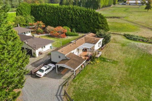 1240 224 Street, Langley, BC V2Z2W7 Photo 5