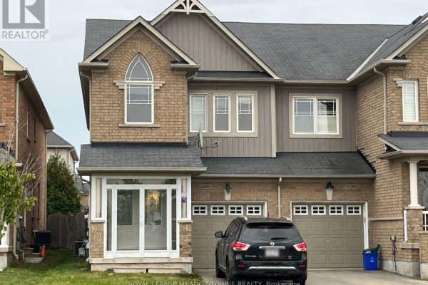 1240 Costigan Road, Milton