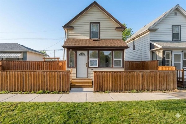 1241 Clifton Street, Winnipeg