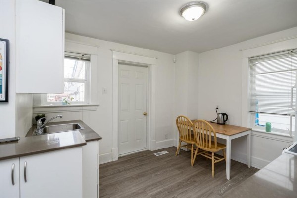 Porch - 1241 Clifton Street, Winnipeg, MB R3E2T8 Photo 5