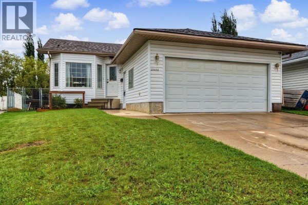 Kitchen - 12418 96a Street, Grande Prairie, AB T8V6Z8 Photo 2