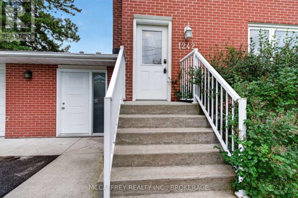 1242 Leyton Avenue, Kingston, ON, photo 2
