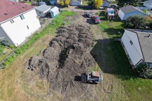 12421 79 St Nw, Edmonton, AB T5B2M2 Photo 3