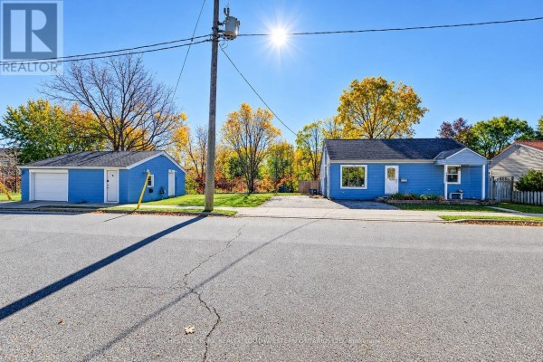 1243 Whitley Street, Cambridge