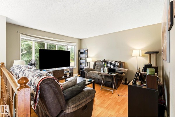 Primary Bedroom - 12435 46 St Nw, Edmonton, AB T5W5E2 Photo 5