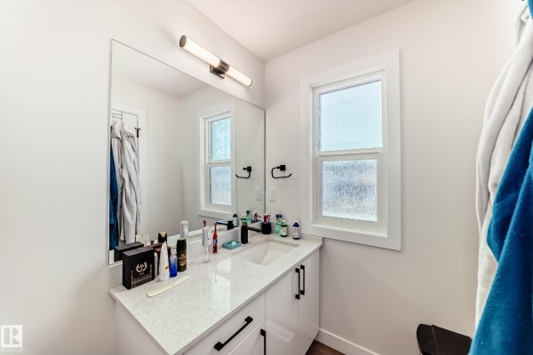 12435 47 St Nw Nw, Edmonton, AB, photo 2