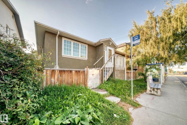 Kitchen - 12440 82 St Nw, Edmonton, AB T5B2X4 Photo 2