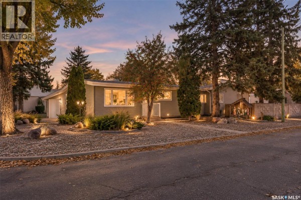 Residential for sale at 1245 Brown Street, Moose Jaw, SK - MLS® 2CZJxo
