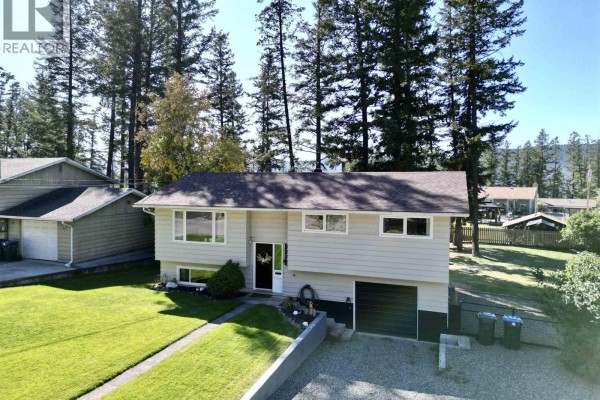 1245 N Twelfth Avenue, Williams Lake, BC, photo 2