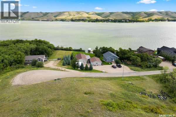 1245 Tatanka Drive, Buffalo Pound Lake, SK S0H2X0 Photo 2