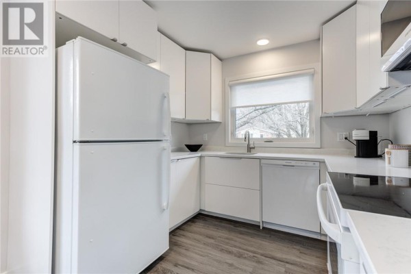 1246 Southview Drive Unit# Upper, Sudbury, ON P3E2L6 Photo 4