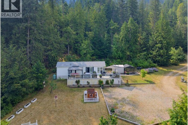 Dining room - 1249 Bernie Road Unit# 43, Sicamous, BC V0E2K0 Photo 5