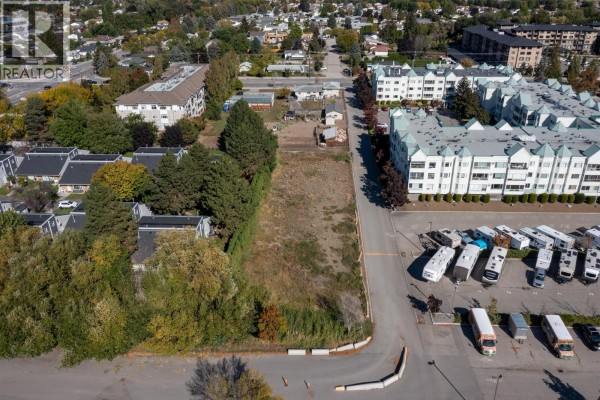 1249 K.l.o. Road, Kelowna, BC, photo 3