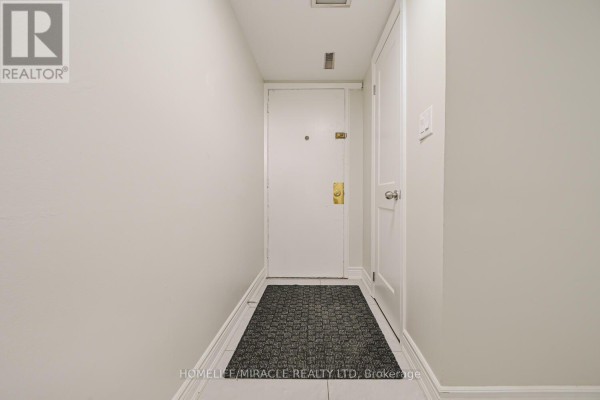 Primary Bedroom - 125 - 6466 Finch Avenue W, Toronto, ON M9V1T4 Photo 4
