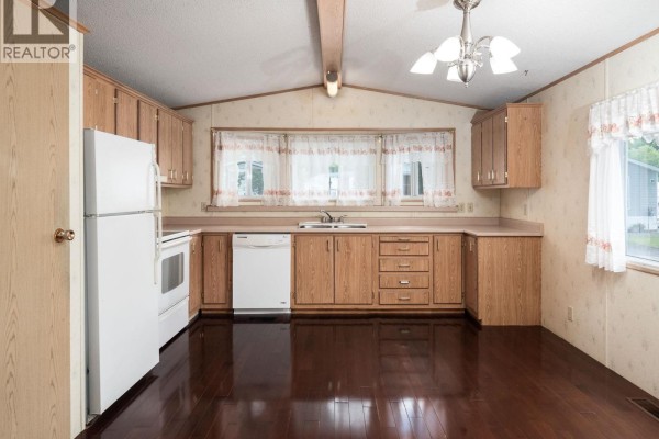 Laundry room - 125 1000 Inverness Road, Prince George, BC V2N4V1 Photo 5