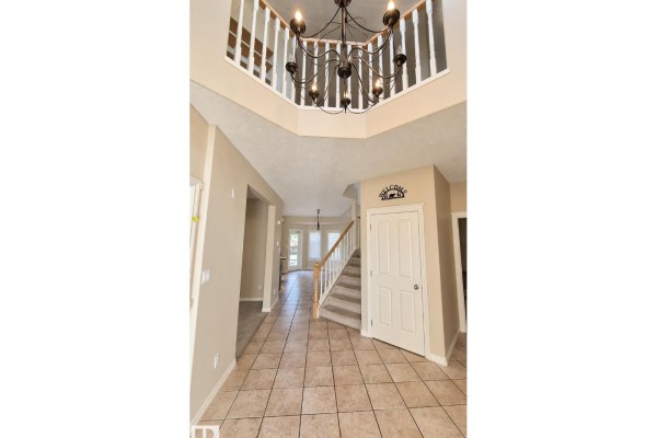 Kitchen - 125 Coloniale Wy, Beaumont, AB T4X1N3 Photo 3