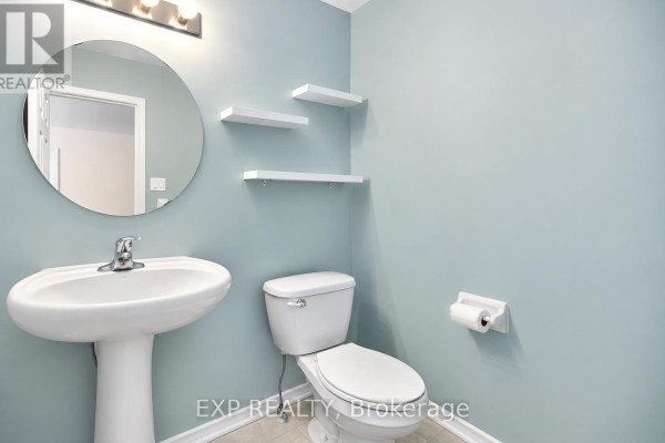 Primary Bedroom - 125 Dahlia Street E, Clarence Rockland, ON K4K0G1 Photo 5