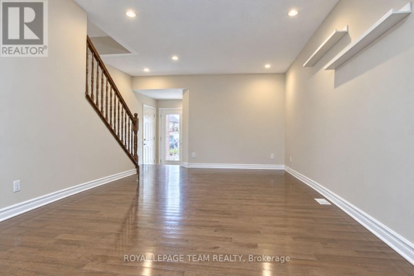 125 Dunforest Terrace, Ottawa, ON K2J3V1 Photo 5