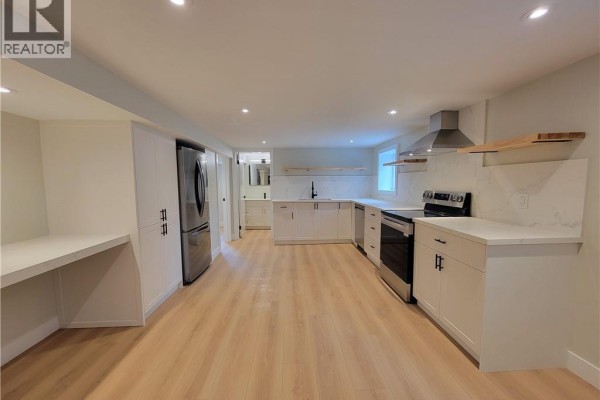 Kitchen - 125 East 31st Street Unit# Lower, Hamilton, ON L8V3P3 Photo 4