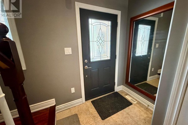 125 Huronia Road, Barrie, ON L4N4G1 Photo 3