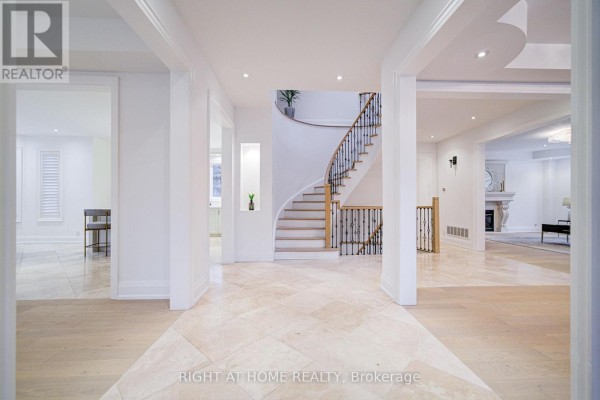 125 Kingsdale Avenue, Toronto, ON M2N3W5 Photo 5