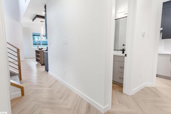 Family room - 125 Lilac Cl, Leduc, AB T9E1R3 Photo 4