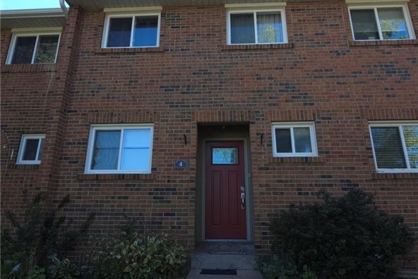 Laundry room - 125 Livingston Avenue Unit# 4, Grimsby, ON L3M4S5 Photo 2