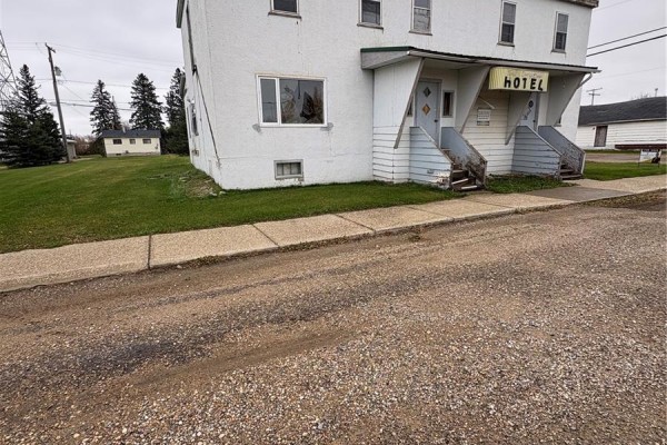 125 Main Street, Pelly, SK S0A2Z0 Photo 2