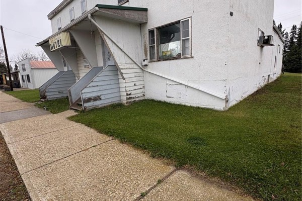 125 Main Street, Pelly, SK S0A2Z0 Photo 3