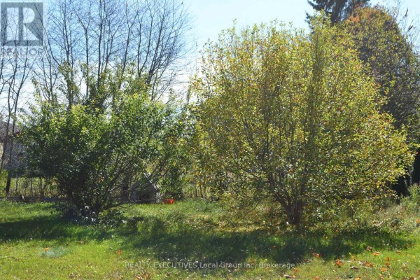 Primary Bedroom - 125 Ottawa Avenue, South River, ON P0A1X0 Photo 5