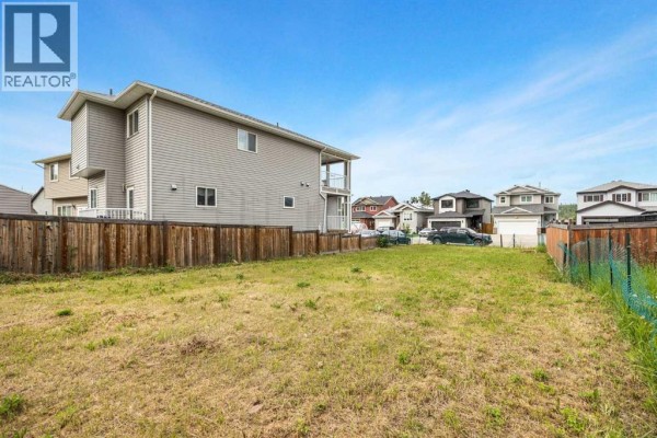 125 Pearson Drive, Fort Mcmurray, AB T9H4S3 Photo 4