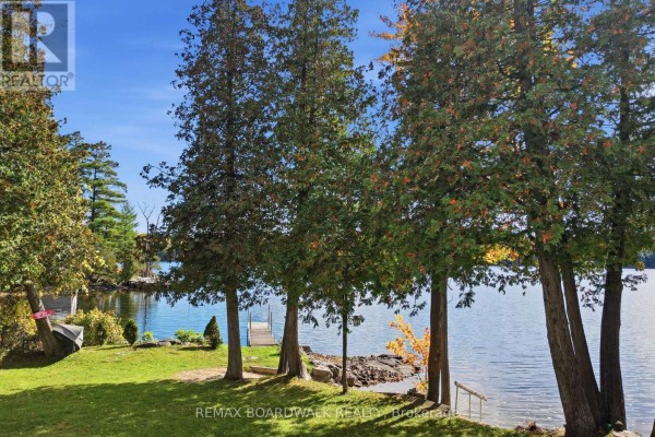 125 Pike Lake Route 11 Road, Tay Valley, ON K7H3C5 Photo 4